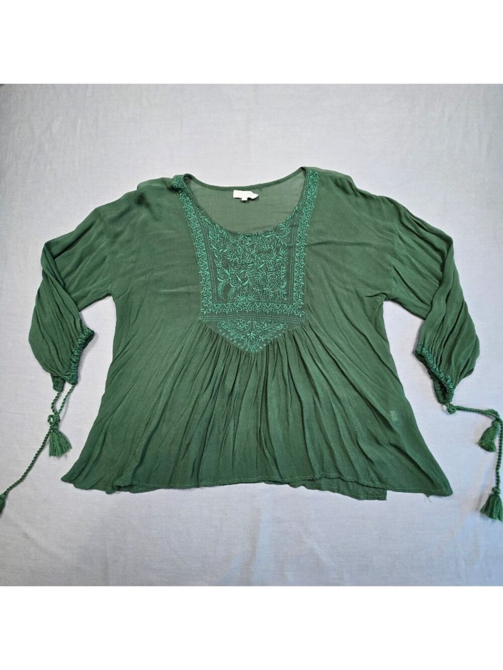 World Market S/M Womens Embroidered Long Sleeve Top Green Boho Tassels Peasant